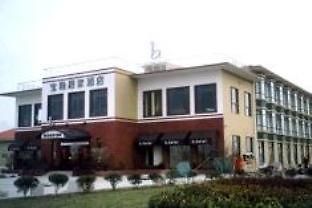 Baolong Homelike Hotel Luojing Branch Sanghaj Kültér fotó